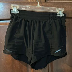 Lululemon Black 4’ Hotty Hot Shorts